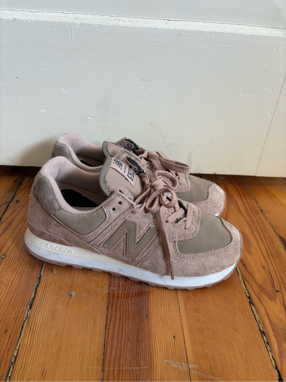 New Balance Suede Sneakers in Flat Taupe / Mushroom - read size info - Picture 3 of 5